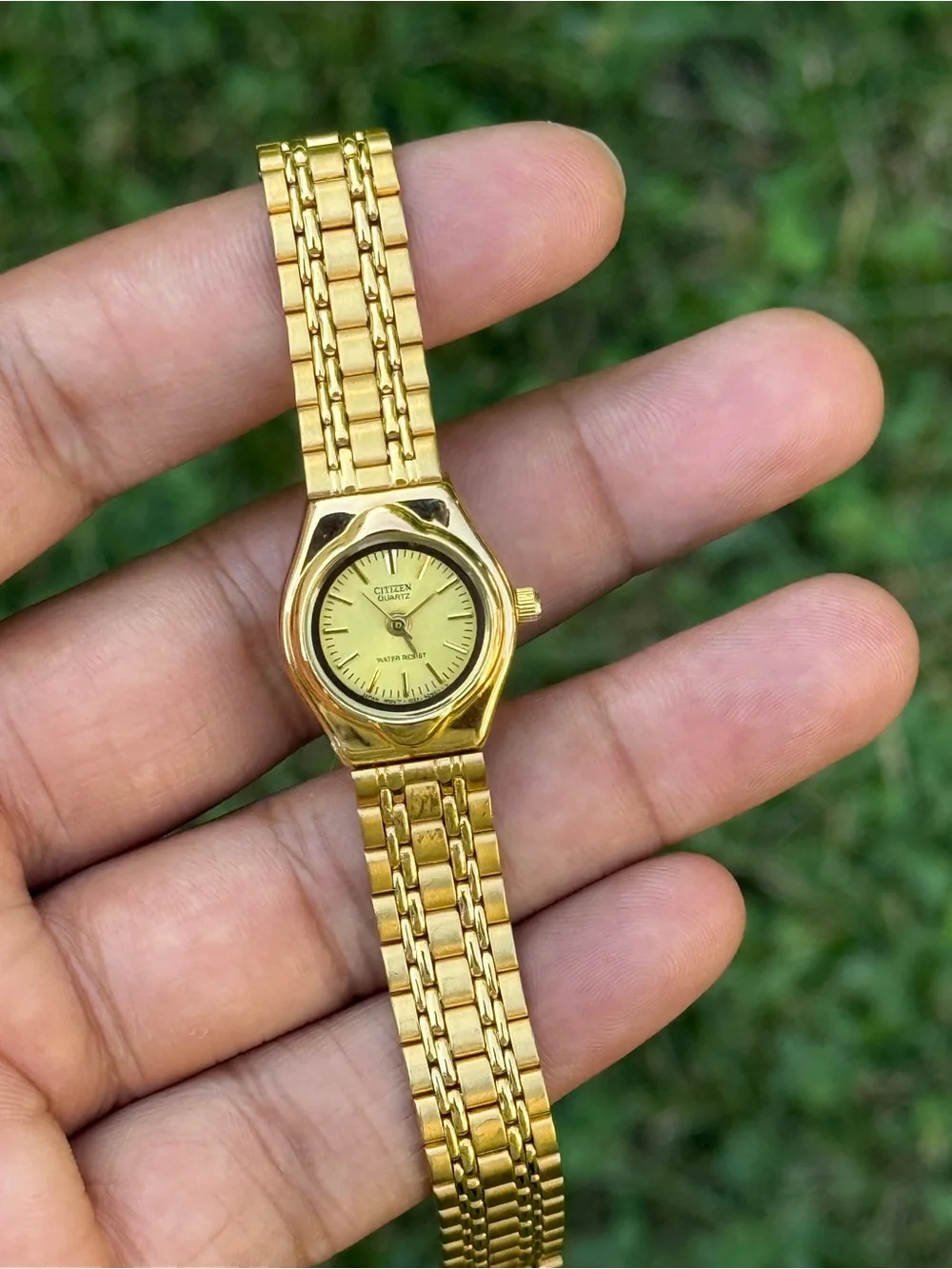 CITIZEN Gold Tone women’s Classic Petite Dress/Cocktail Watch, Quartz - Picture 7 of 8